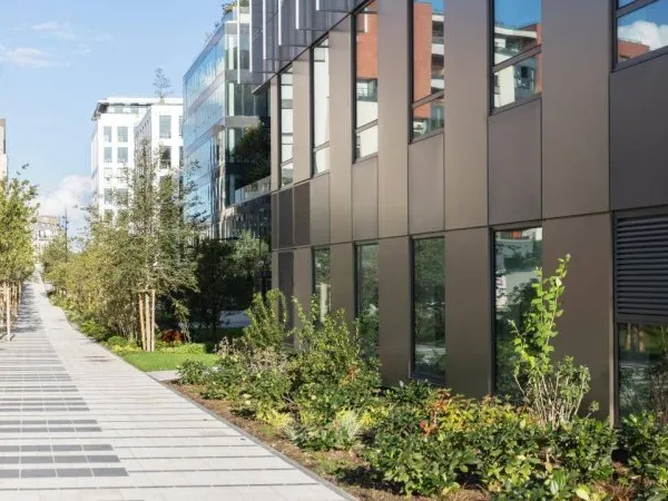 Bureaux 2053 m²