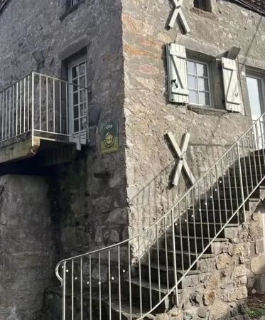 Petite maison a louer pour 6 mois