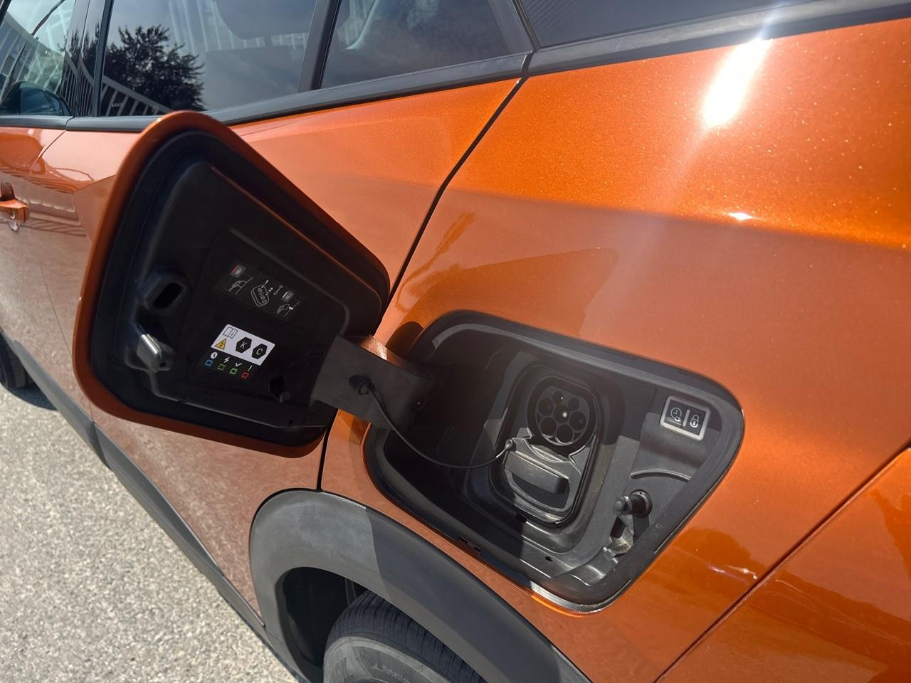 Peugeot 2008 e-2008 136ch style — photo 13