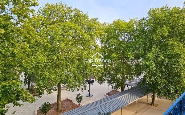 VICHY / OPERA (03) - A VENDRE - appartement 166 m² + cave