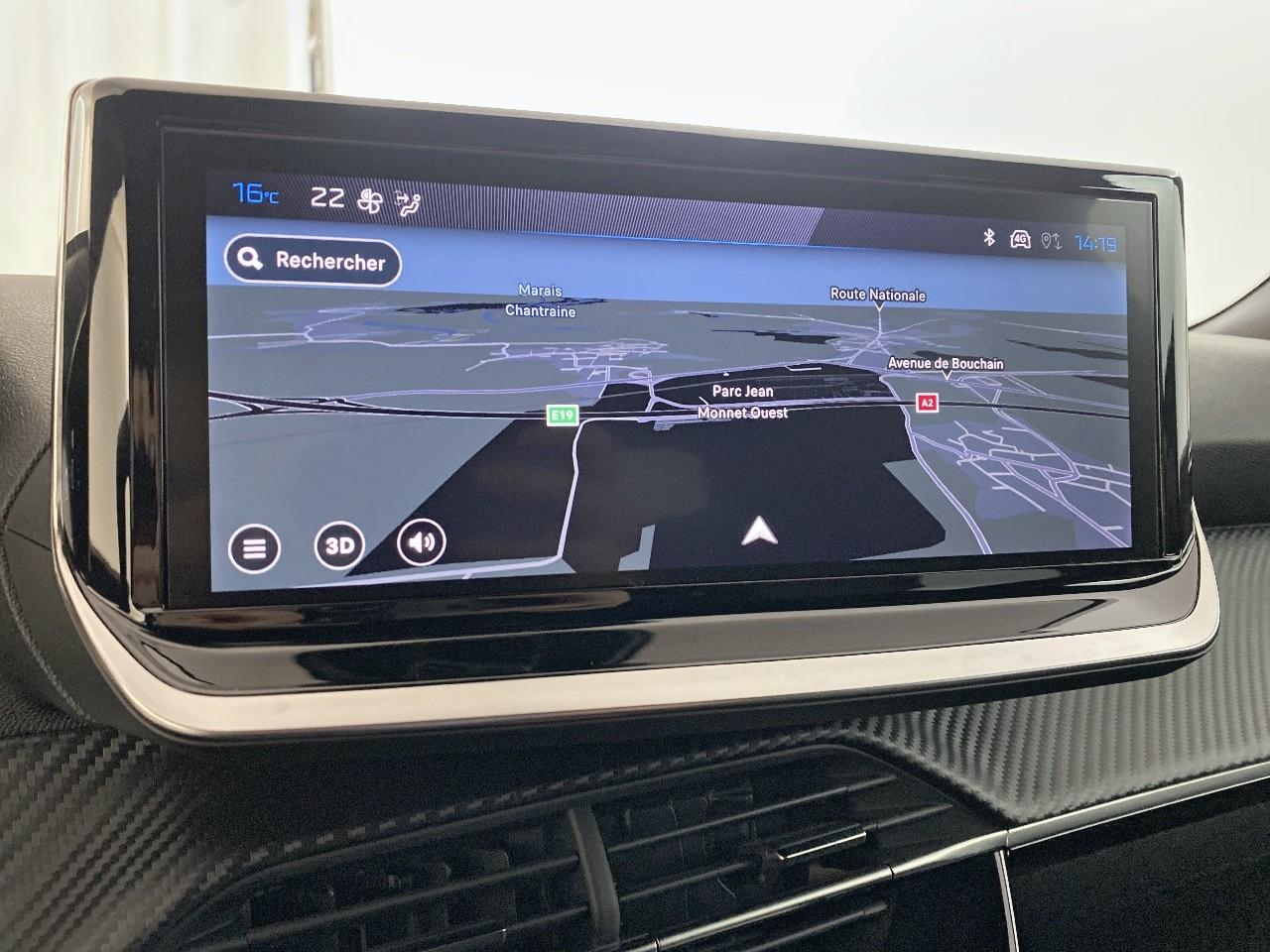 Peugeot 2008 hybrid 145 ch e-dcs6 allure — photo 16