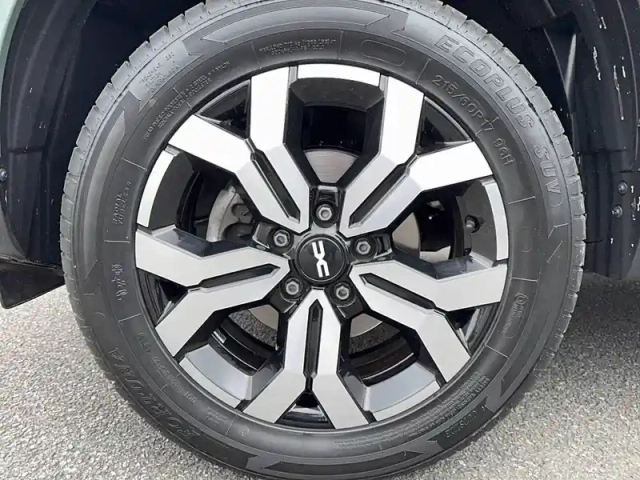 Dacia Duster eco-g 100 4x2 — photo 13