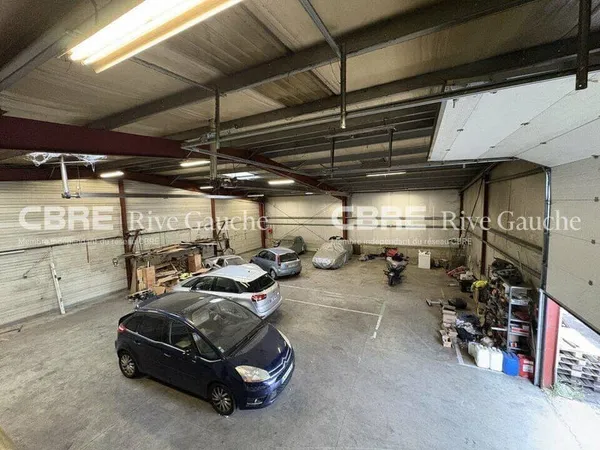 Local d'activité 600 m²