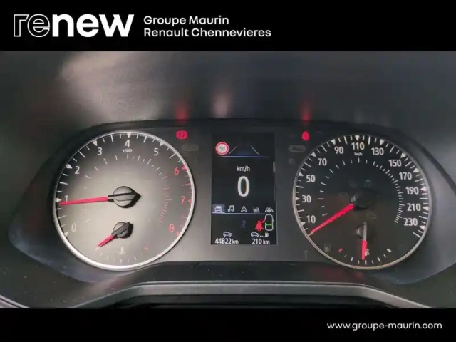 Renault Clio 1.0 tce 90ch evolution — photo 9