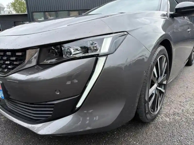 Peugeot 508 hybrid 225 e-eat8 gt — photo 14