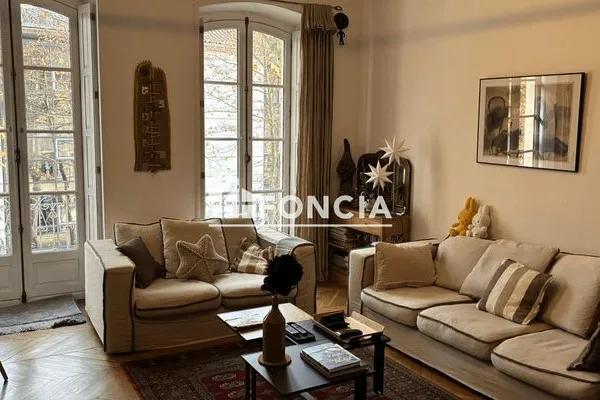 Appartement 4 pièces 125 m²