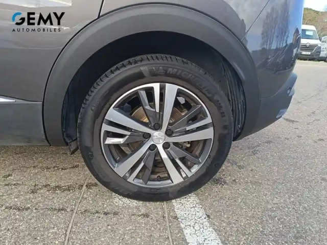 Peugeot 3008 puretech 130ch s&amp;s bvm6 — photo 11