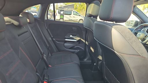 Mercedes Classe GLA 250e 218 EQ Power 8G-DCT - AMG Line – 2023 – 12821 km – Hybride rechargeable – Boîte Automatique — photo 42