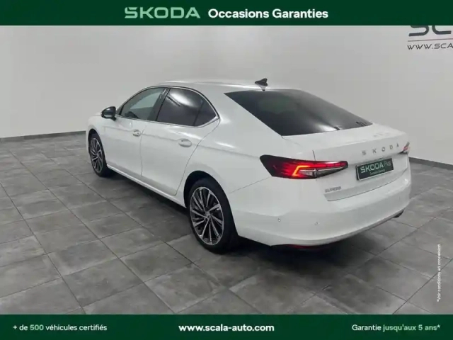 Skoda Superb berline 2.0 tdi 150 ch scr dsg7 — photo 3