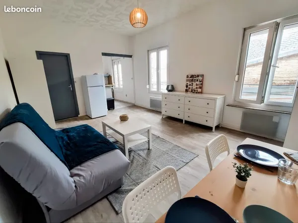 Studio meublé Hirson