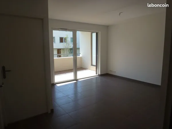 Annecy, appartement 2 pièces proche gendarmerie
