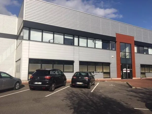 Local d'activité 1655 m²