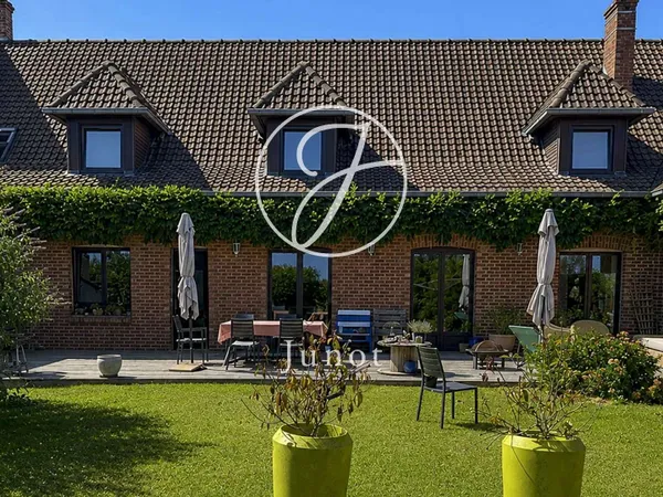 Maison 6 pièces 291 m²