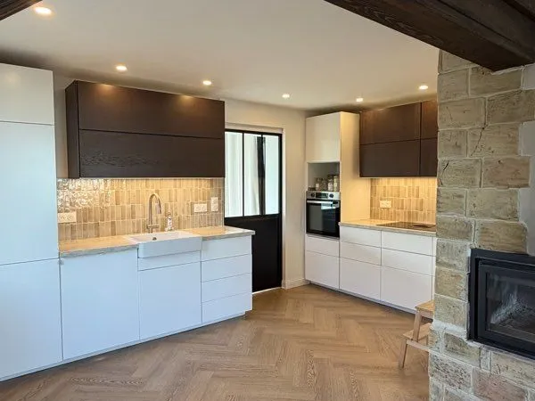 Maison T3 rénovée 2023 - 86,5 m² + sous-sol 43 m² + garage - Holtzheim