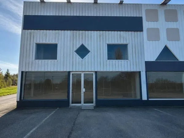 Local commercial 425 m²