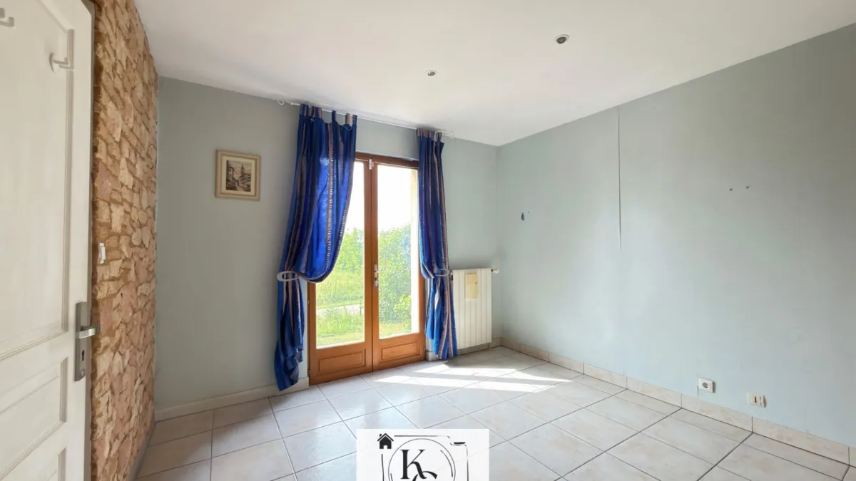 Photo 5