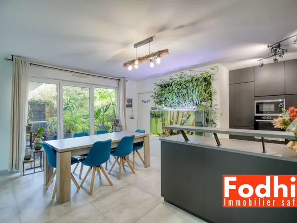 Appartement 4 pièces 82m² avec terrasse et jardin- Parking en sous-sol.