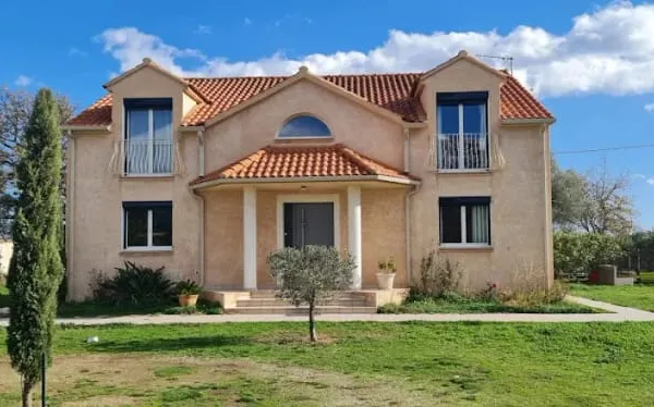 Maison 5 pièces 180 m²