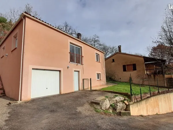 Agréable maison avec grand garage - Luzech