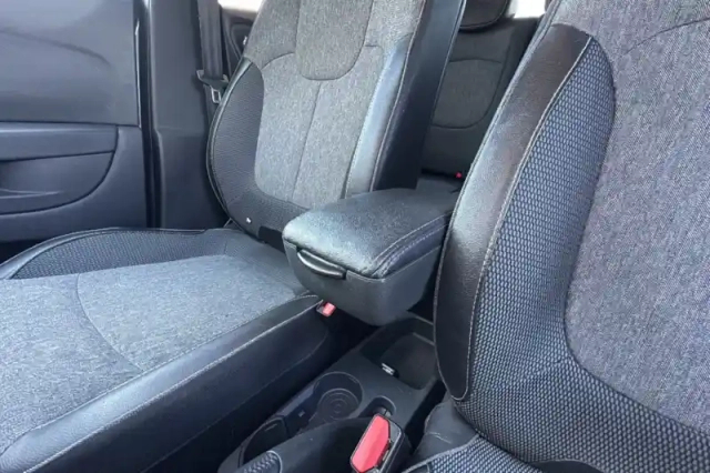 Renault Captur tce 120 energy — photo 82