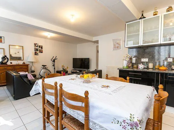 Appartement 3 pièces 94 m²