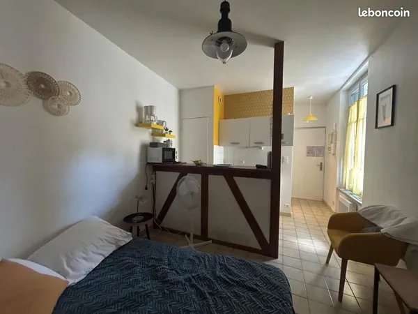 Studio 1 pièce 18 m²