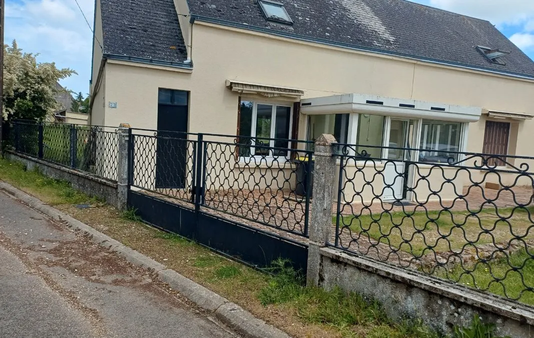 Photo 1
