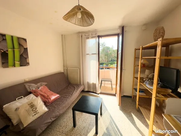Studio meublé 19 m² avec Balcon 3 m² et Cave