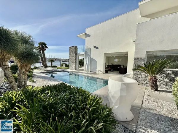 Maison et villa de prestige Vente Agde 4p 157m² 2480000€