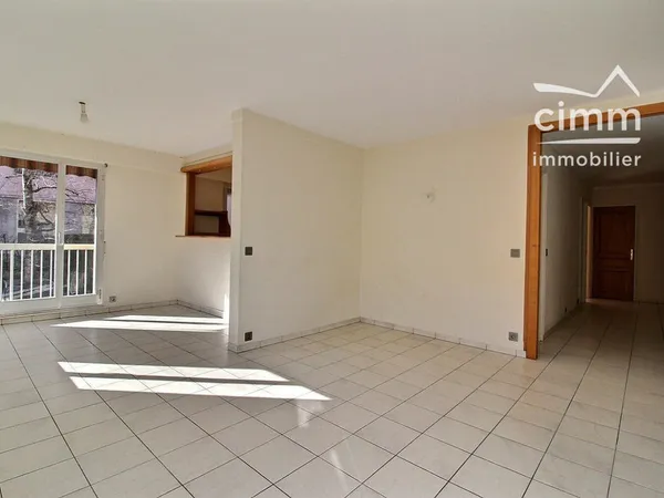 A VENDRE SALLANCHES CENTRE-VILLE (74700) APPARTEMENT 4 PIECES ET
