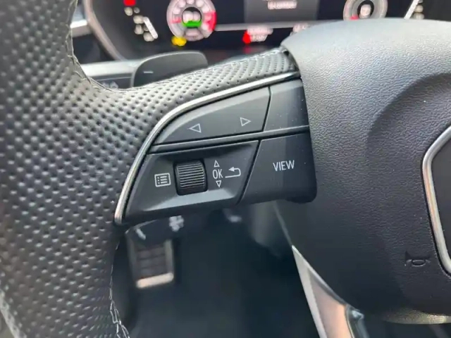 Audi Q3 35 tfsi 150 ch s tronic 7 — photo 28