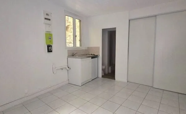 Studio 1 pièce 15 m²