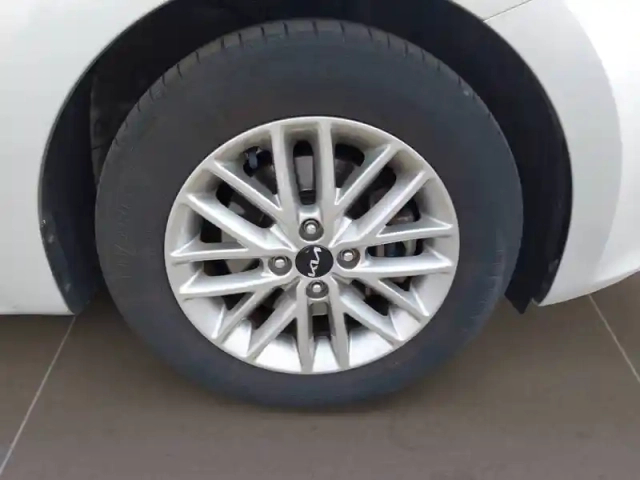 Kia Rio 1.2 dpi 84ch bvm5 — photo 14