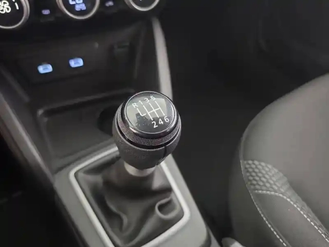 Dacia Duster eco-g 100 4x2 — photo 40