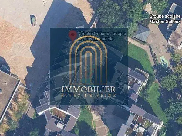 Local commercial 644 m²
