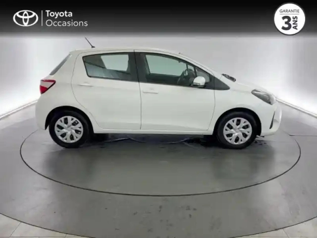 Toyota Yaris 70 vvt-i france connect 5p my19 — photo 6