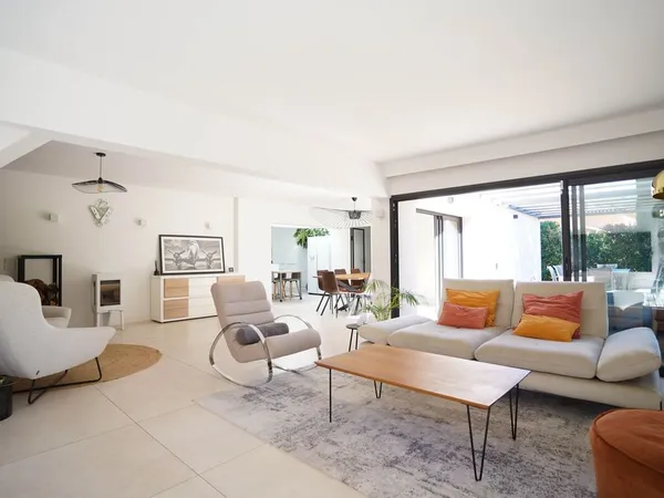 Maison de luxe 8 pièces 200 m²