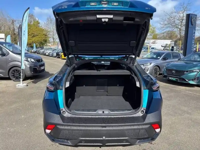 Peugeot 408 puretech 130 ch s&amp;s eat8 — photo 6