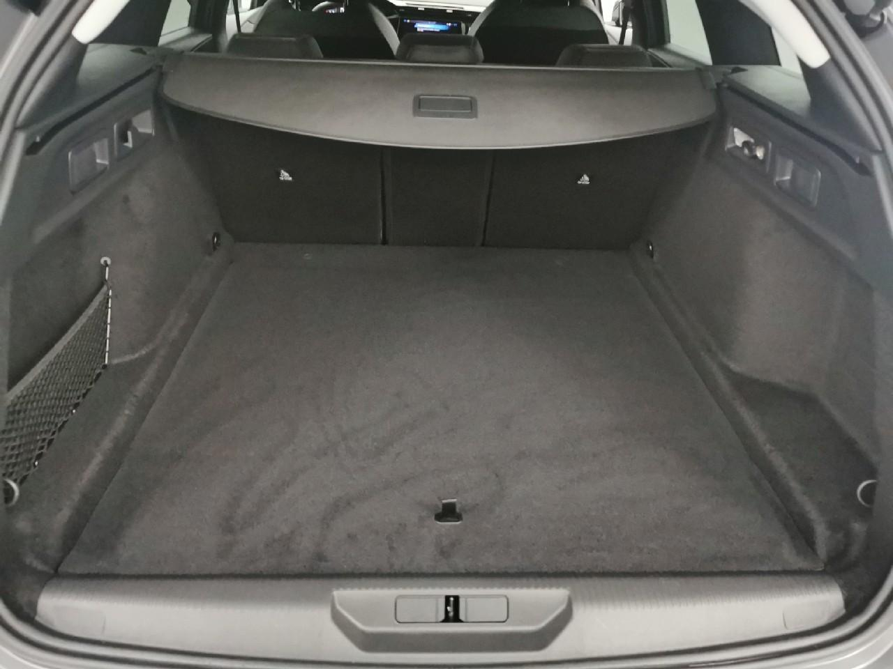 Peugeot 308 sw hybrid 145 e-dcs6 allure — photo 14