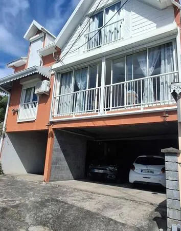 Immeuble 282 m²