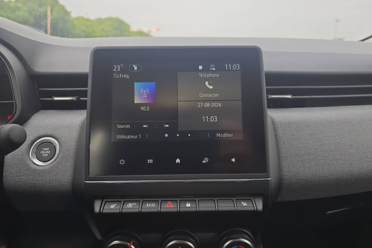 Renault Clio 5 — photo 18