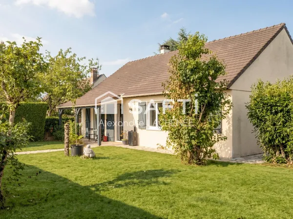 Andeville, plain-pied, terrain arboré 1652 m²