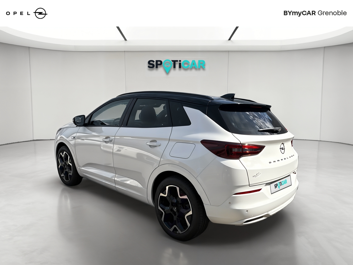 Opel Grandland Hybrid4 300 ch AWD BVA8 — photo 3
