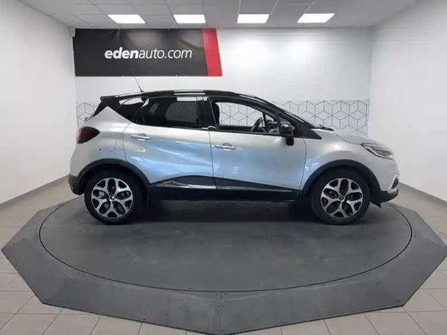 Renault Captur tce 90 - 19 — photo 6