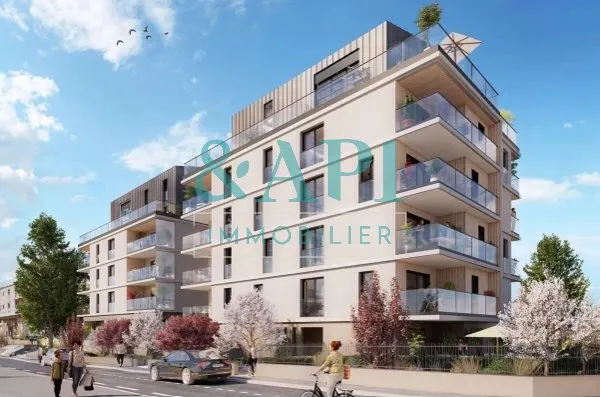 À Thonon-Les-Bains, studio avec terrasse proche centre ville