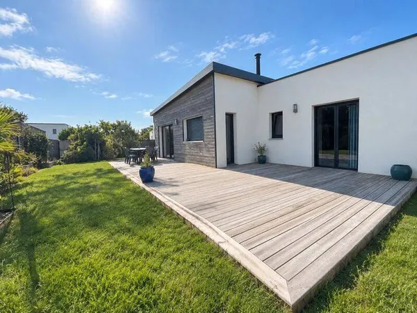 Maison de plain-pied 3 pièces 79 m²