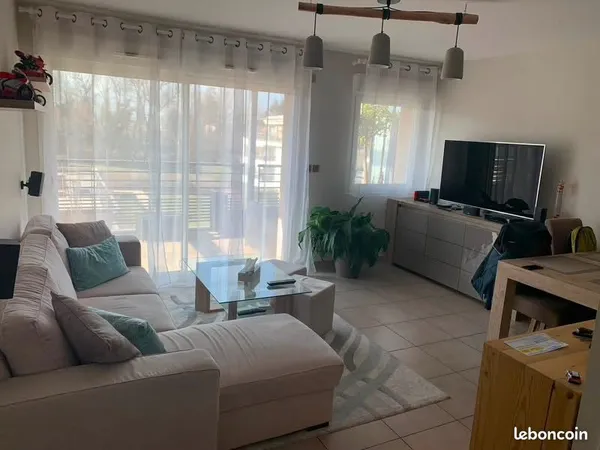 Appartement T2, attique, 50m2 Valleiry