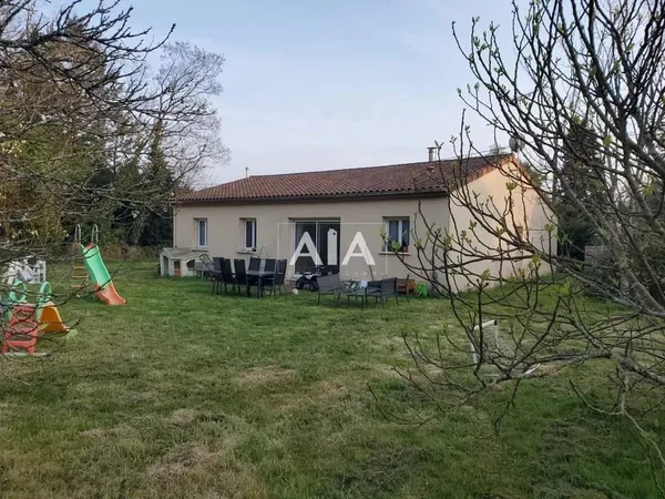 Pavillon à Villiers le Roux