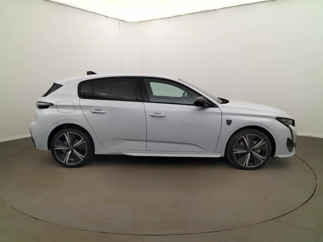 Peugeot 308 hybrid 136 e-dcs6 gt — photo 6
