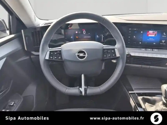 Opel Astra 1.2 turbo 110 ch bvm6 — photo 13